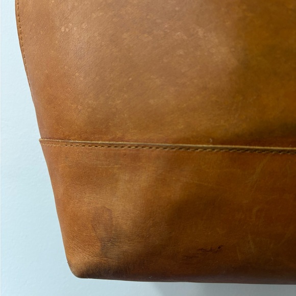 • ABLE Tote • - Picture 4 of 8